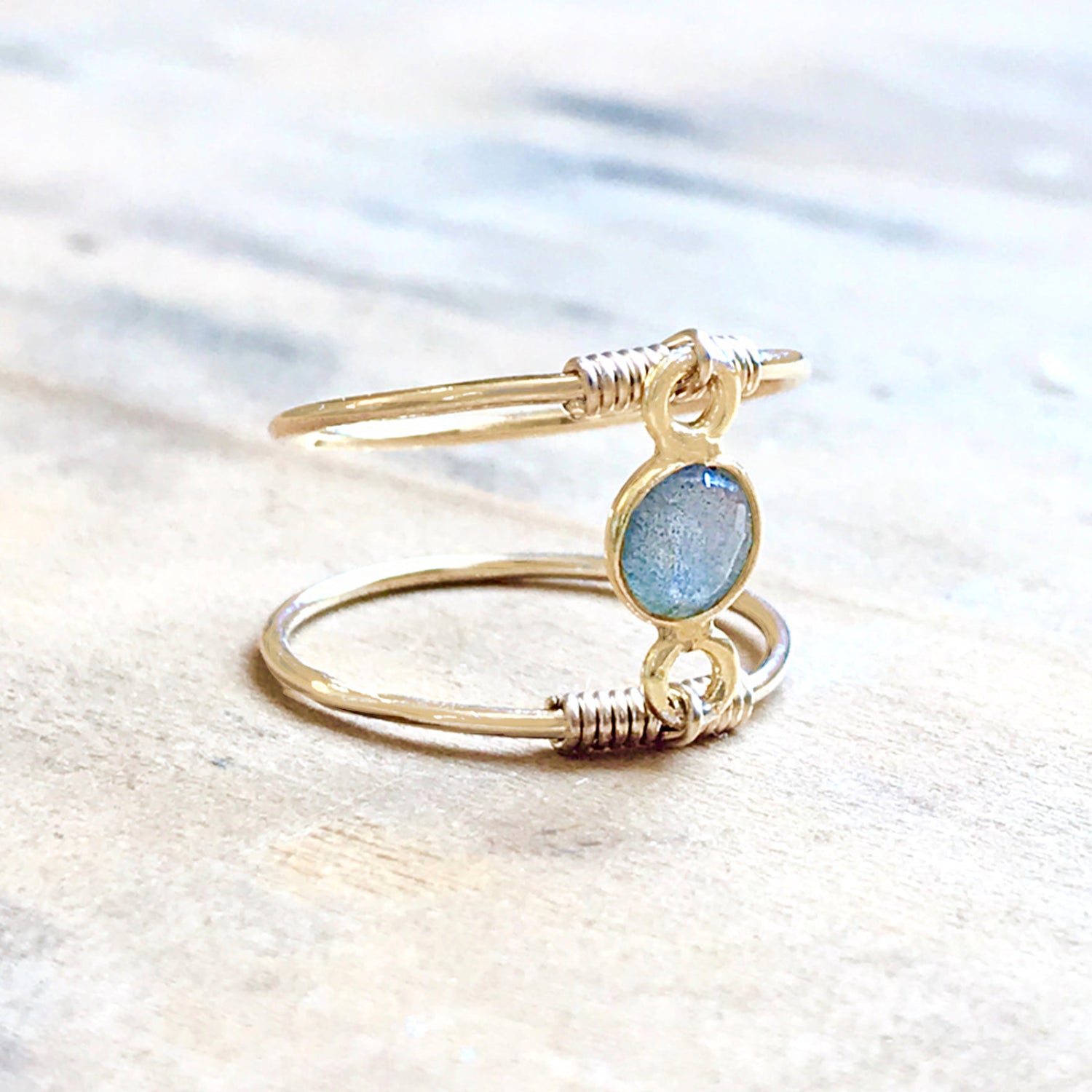 double band ring connected with labradorite gemstone bezel